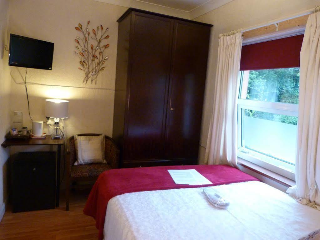 Oaklands House - Adults Only Hotel Brading Buitenkant foto